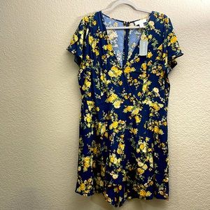 Forever 21 Romper Navy/Mustard/Floral Size 1X
